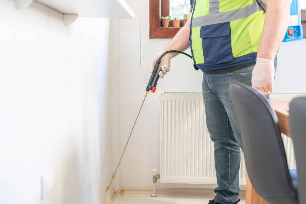 Best Emergency Pest Control  in Albert Lea, MN